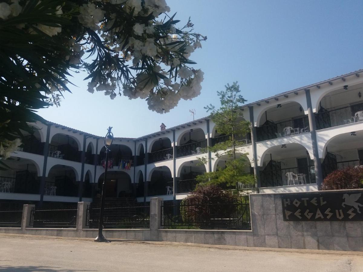 Pegasus Hotel Ханиоти Екстериор снимка