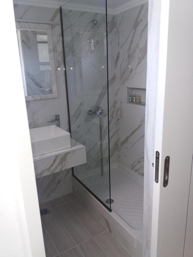 Pegasus Hotel Ханиоти Екстериор снимка