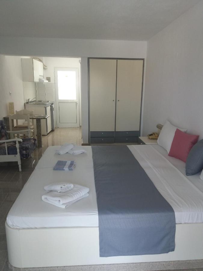 Pegasus Hotel Ханиоти Екстериор снимка