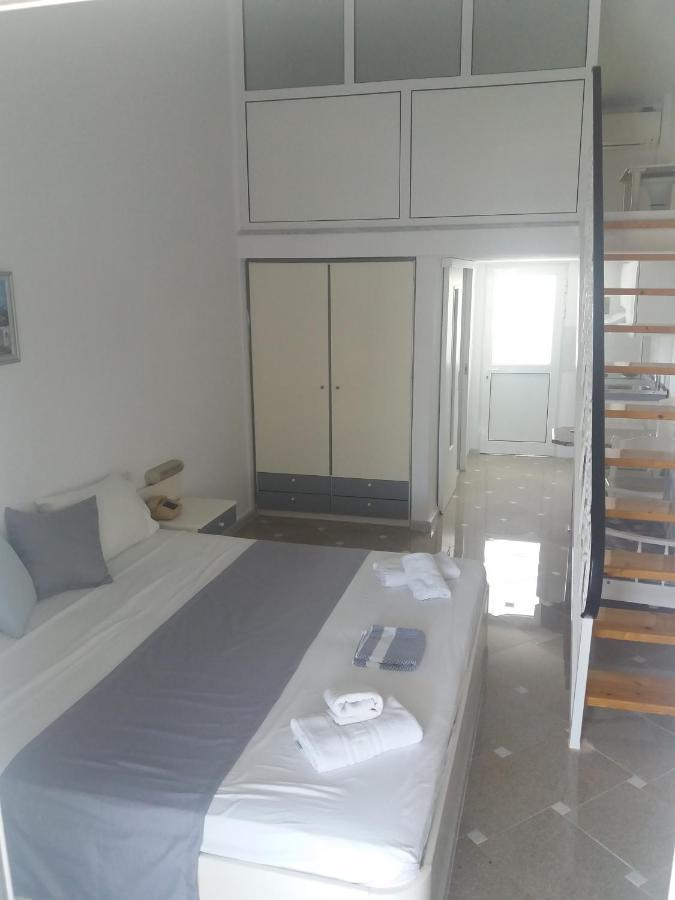 Pegasus Hotel Ханиоти Екстериор снимка