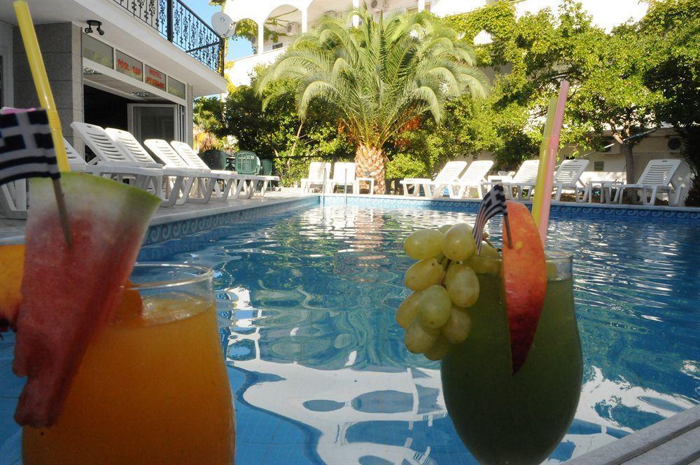 Pegasus Hotel Ханиоти Екстериор снимка