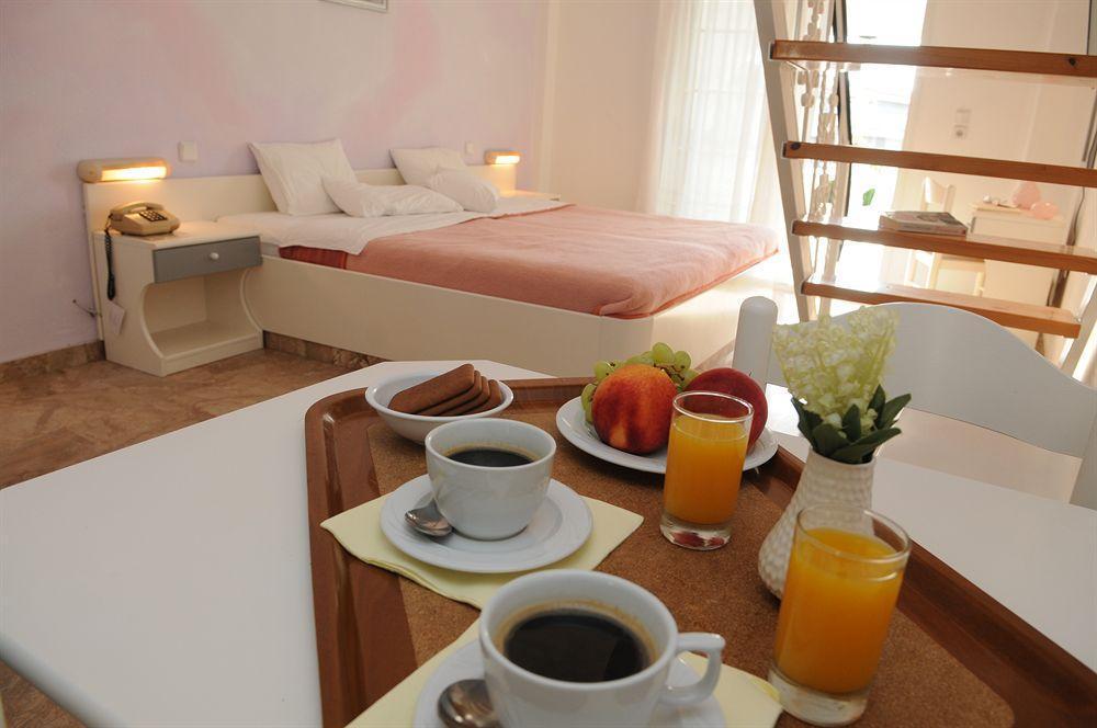 Pegasus Hotel Ханиоти Екстериор снимка