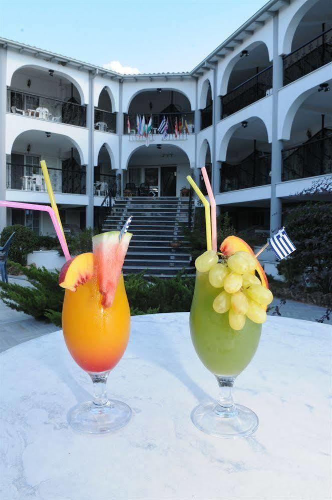 Pegasus Hotel Ханиоти Екстериор снимка