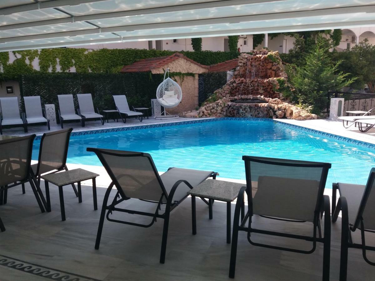 Pegasus Hotel Ханиоти Екстериор снимка